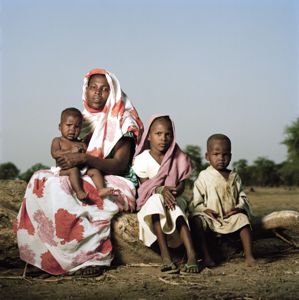 Fatama Djapraul Mousa and her children Ruca, Koundoum and Omer,
Karala, Chad