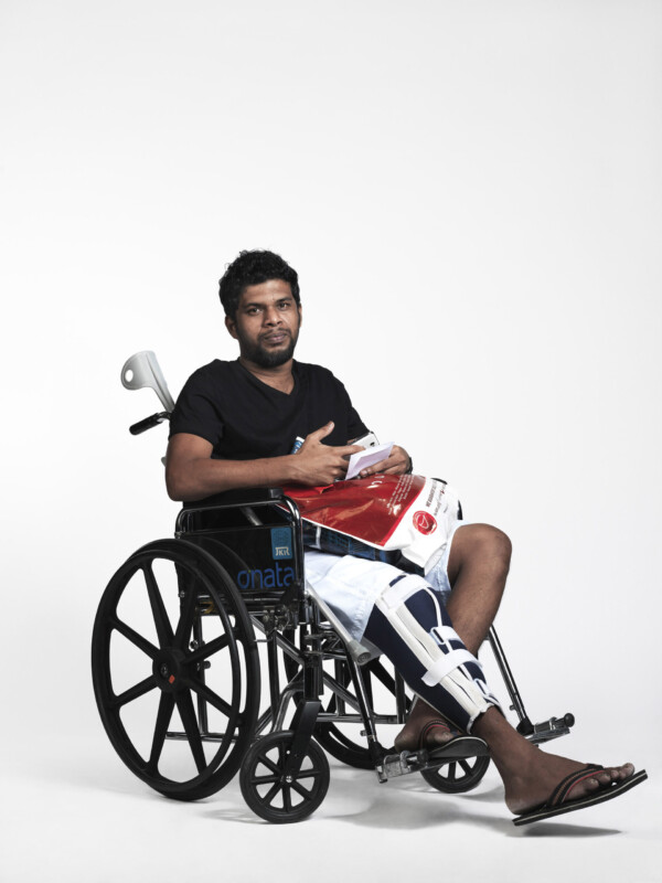 20.01h
Christopher Maxvell,
Indian, living and working in Dubai,
Dubai World Trade Centre, Hospitality department,
DXB-Trivandrum