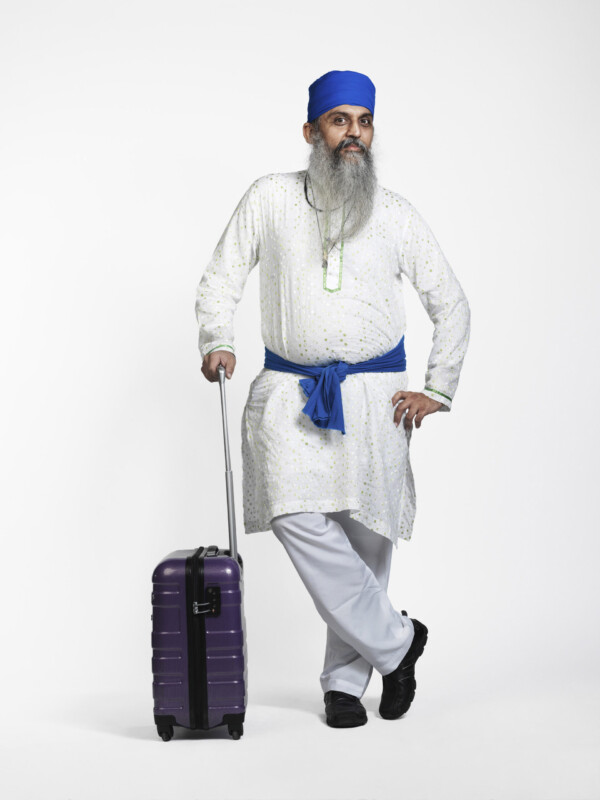 20.49h
Singh Laswant,
Singapore,
Company Director,
DXB-Delhi