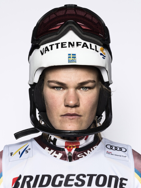 Anna Swenn-Larsson,
Sweden